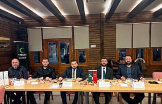 Samsun'da Yeşilay gönüllüleri iftar programında...