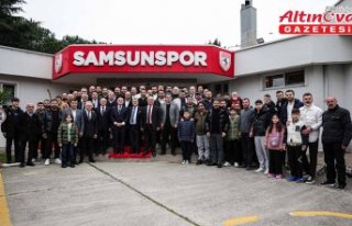 Samsunspor'da bayramlaşma töreni düzenlendi