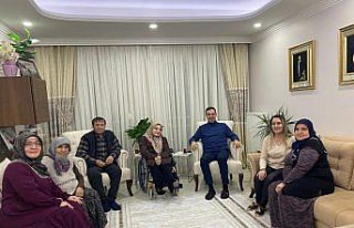 Suluova Kaymakamı Gürçam şehit ailesiyle iftar...