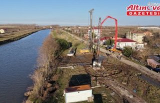 Terme'de iki mahalleyi bağlayacak köprü için...