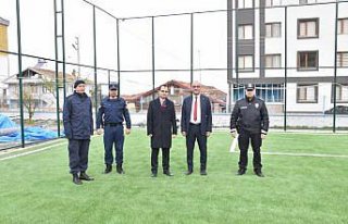 Yakakent'te spor yatırımları yerinde incelendi