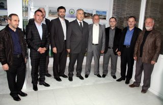 Milletvekili Demir Ahsen Vakfı'nı ziyaret etti