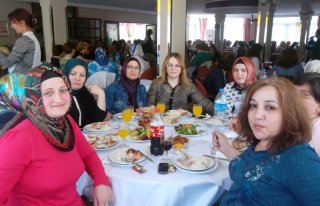 CUMHURİYET ORTAOKULU’NDAN GELENEKSEL DAYANIŞMA...