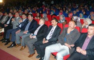 İmam Hatip Lisesi Kutlu Doğum Programı Düzenledi