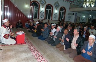  Regaip Kandili'nde camiler doldu taştı