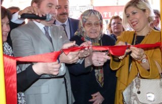BAFRA 75.YIL HUZUREVİ SAKİNLERİ KERMES AÇTI  