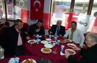 CHP ADAYI ÜNLÜ, GAZETECİLERLE BULUŞTU 