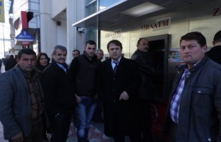 DEVECİOĞLU, ZİRAAT BANKASI YETKİLİLERİNİ UYARDI...