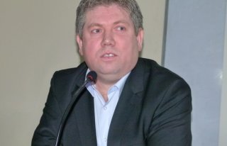 ‘EĞİTİMDE DÖNÜŞÜM VE DERSHANELER’ KONFERANSI...