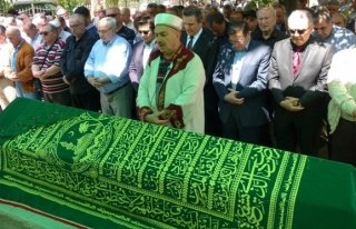 Fenerbahçe Eski Kalecisi Bülent Arslan'ın Anne...