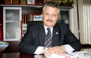    “Vakıf Hizmet İçin Vardır”