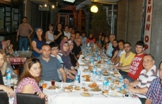 İmece Usulü Esnaf İftarı Geleneği Sürüyor