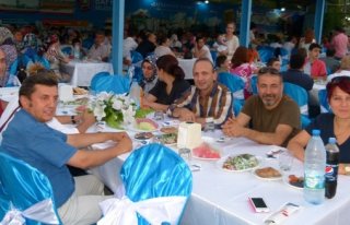  MediBafra Hastanesi Personeli İftarda Buluştu