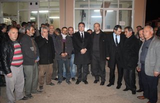 MHP Çetinkaya Beldesine çıkarma yaptı 