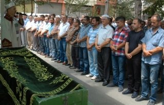 NAZIM UÇAR DUALARLA SON YOLCULUĞUNA UĞURLANDI