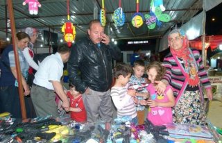  RAMAZAN SOKAĞI İLGİ GÖRÜYOR 