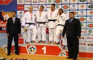 SAMSUN’DA ÜÇÜNCÜ  BRONZ GÜLŞAH’TAN 