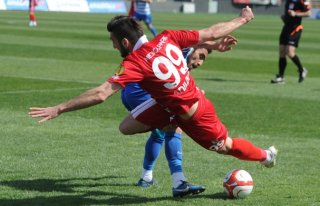 HAKEM KURBANI OLDUK! 0-0