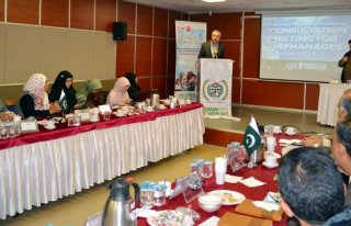  “Daha çok yetime el uzatılmalı”