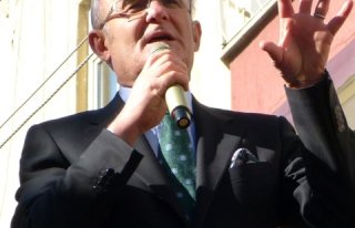  YUSUF ZİYA YILMAZ’IN BAFRA’DA İŞİ ZOR 