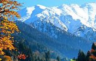 Akdağ Kayak Merkezi'ne mevsimin ilk karı yağdı