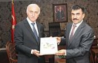 BASIN İLAN KURUMU GENEL MÜDÜRÜ KARACA VALİ ŞAHİN’İ...