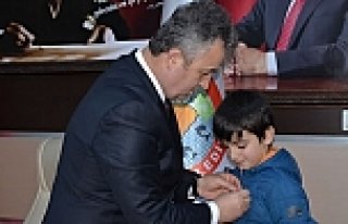 Başkan Topaloğlu’ndan Birinciye Altın