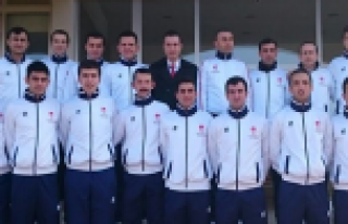 ÇARŞAMBA'DA HAKEM VE GÖZLEMCİLERE SEMİNER