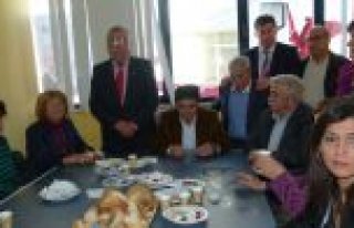 CHP'liler Kahvaltıda Buluştu