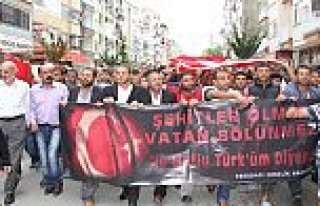 Dededağ’lılar Şehitlere Saygı İçin Yürüdü