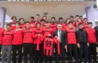 “ HİÇ BİR BAŞARI ÖDÜLSÜZ KALMAYACAKTIR”