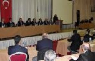 KARATE HAKEMLERİ ANTALYA’DA BULUŞTU