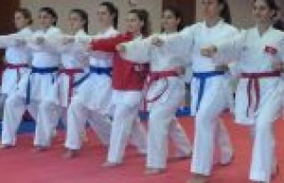 Karatede Balkan Şampiyonası’nda 8 Madalya