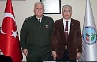 KOMUTAN TSK MEHMETÇİK VAKFINI ZİYARET ETTİ