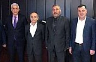 LAYSİAD’TAN MESLEK YÜKSEK OKULU’NA KATKI MESAJI