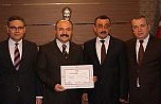 MHP Samsun Milletvekili Erhan Usta, Mazbatasını...