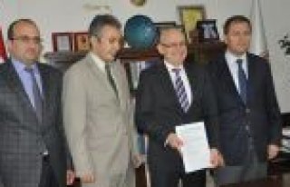 MÜDÜR GİRGİN,’HER ZAMAN EĞİTİMİN YANINDAYIZ’