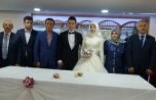 MÜRTEZAOĞLU VE AYAYDIN AİLELERİNİN MUTLU GÜNÜ