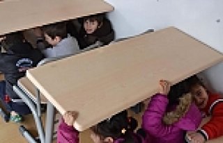 Öğrenciler Depremi Yaşayarak Öğrendi
