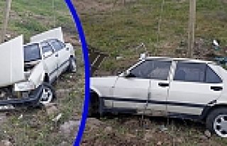 OTOMOBİL ŞARAMPOLE YUVARLANDI: 4 YARALI