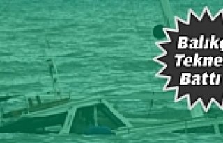 Samsun'da Batan Teknedeki 2 Balıkçı Kurtarıldı