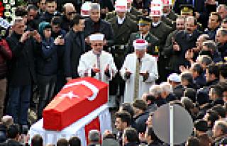 SAMSUN'LU ŞEHİT GÖZYAŞLARIYLA TOPRAĞA VERİLDİ