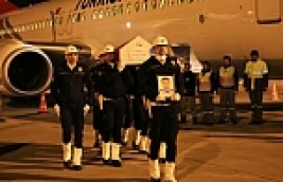 ŞEHİDİMİZİN NAAŞI SAMSUN'A GELDİ