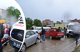 Su Birikintisi Kazaya Neden Oldu