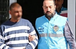 Tartıştığı Eşini Bıçakla Yaraladı