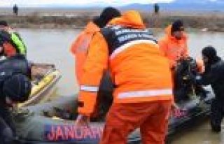 TEKNE FACİASINDA KAYBOLAN 4 KİŞİDEN 3’ÜNÜN...