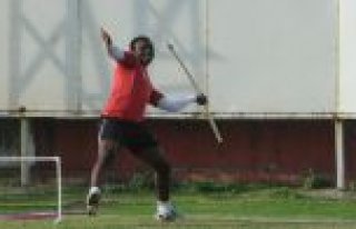 UMAR'DAN CİRİT ŞOV...