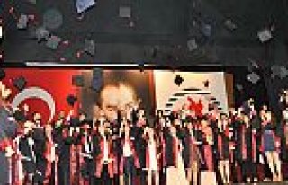 Veteriner Fakültesi Yeni Mezunlarını Verdi