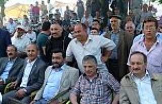 YAKAKENT KUZÖREN MAHALLESİNDE GELENEKSEL HIDIRELLEZ...