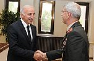 YENİ GARNİZON KOMUTANI EKEN VALİ ŞAHİN'İ ZİYARET...